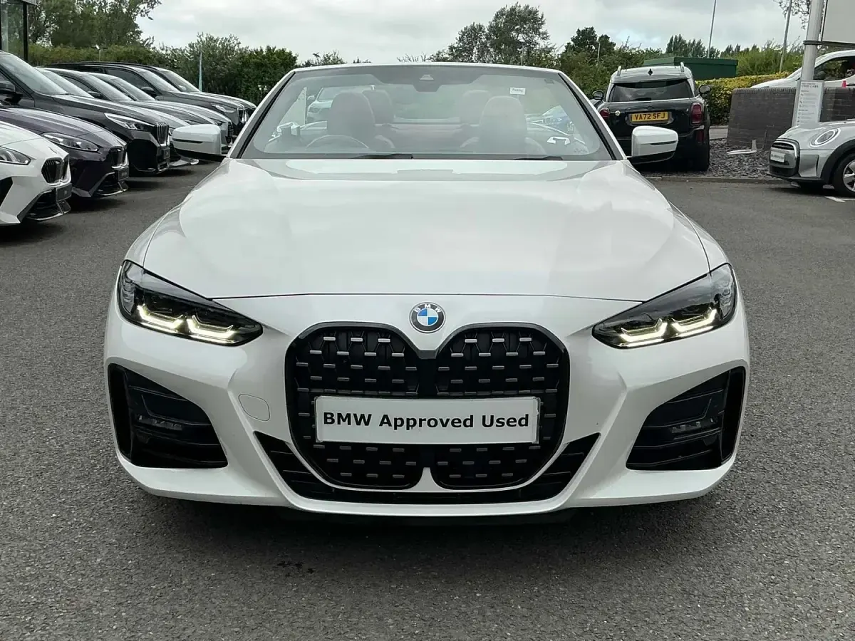 Used BMW 420 Cabriolet M Sport 181 HP (133 kW) 2023 White Cabriolet