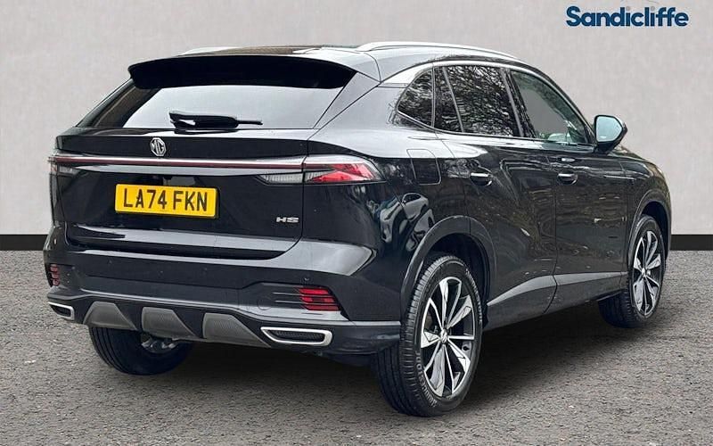 Used MG HS Trophy 170 HP (125 kW) 2024 Metallic  black pearl SUV