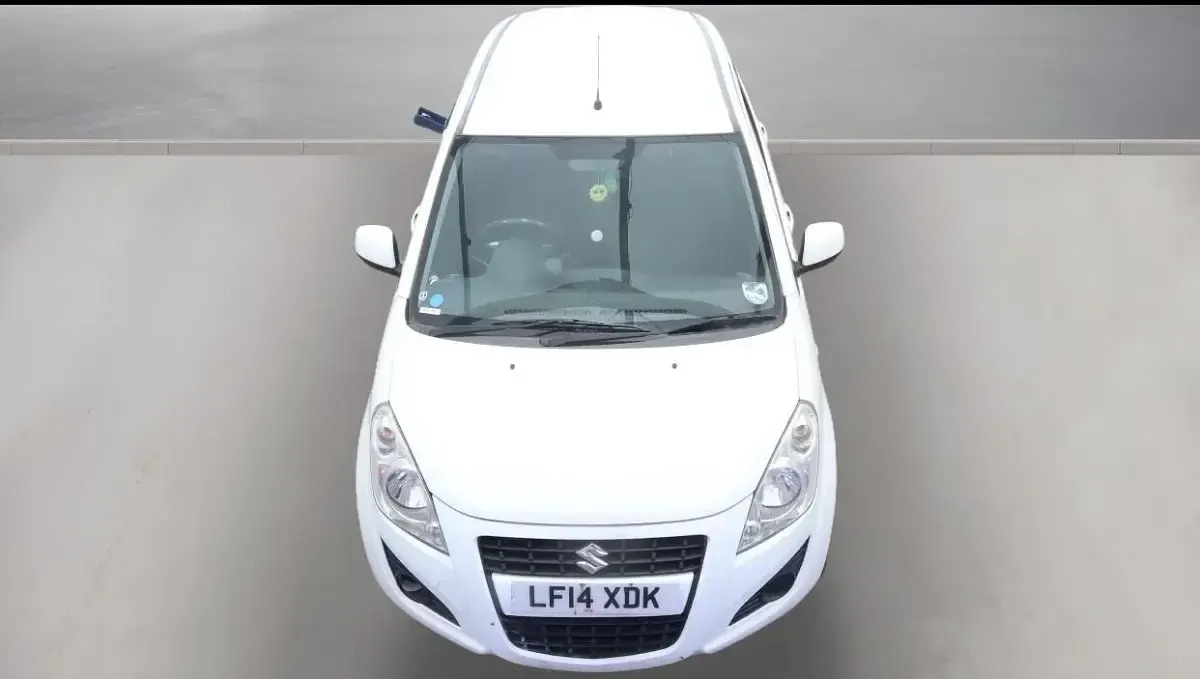 Used Suzuki Splash SZ3 94 HP (69 kW) 2014 White Hatchback