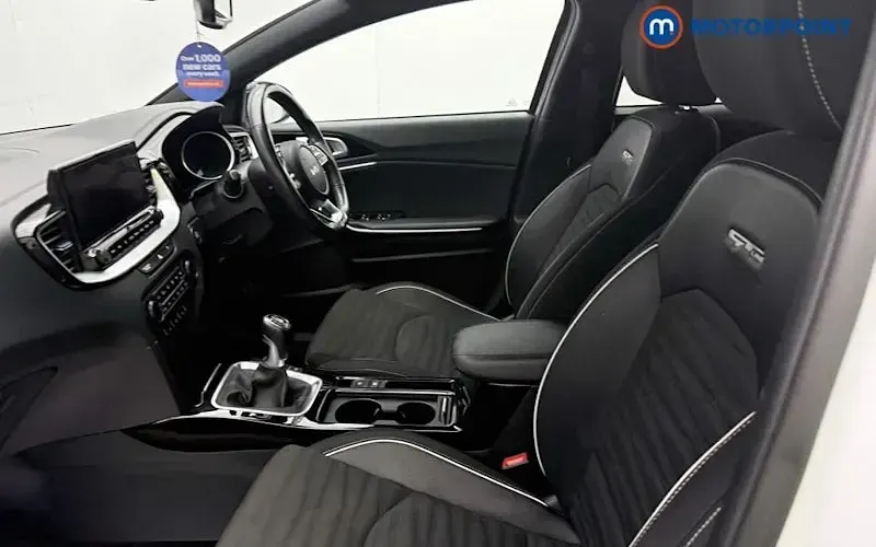 Used Kia ProCeed GT-Line 160 HP (117 kW) 2022 White Estate