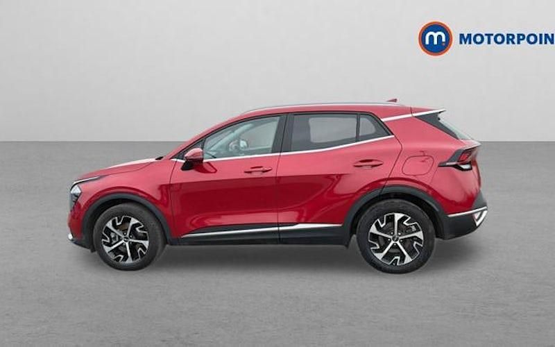Used Kia Sportage 209 HP (153 kW) 2024 Red SUV