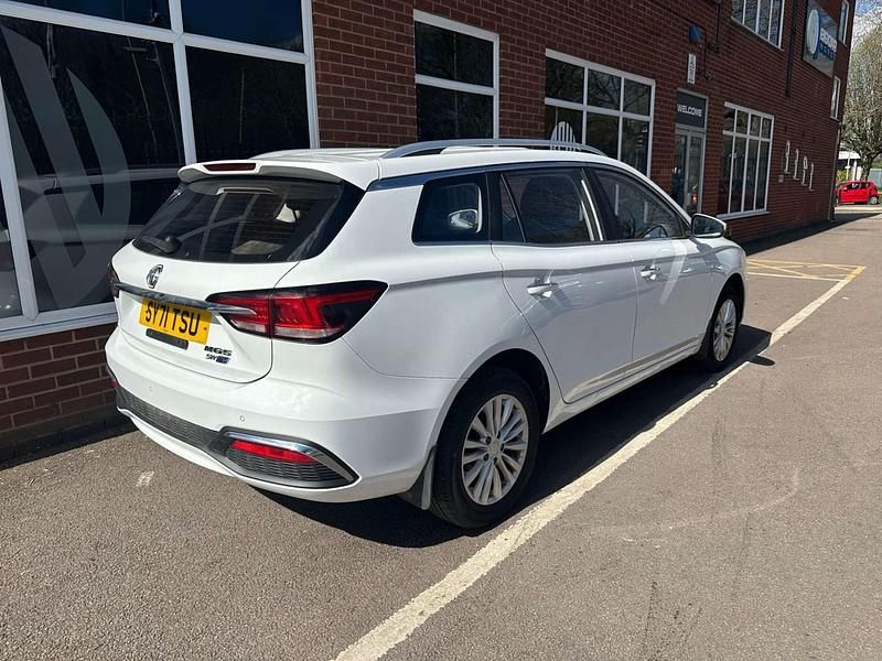 Used MG MG5 EV Exclusive 114 kW (156 HP) 2021 White Estate