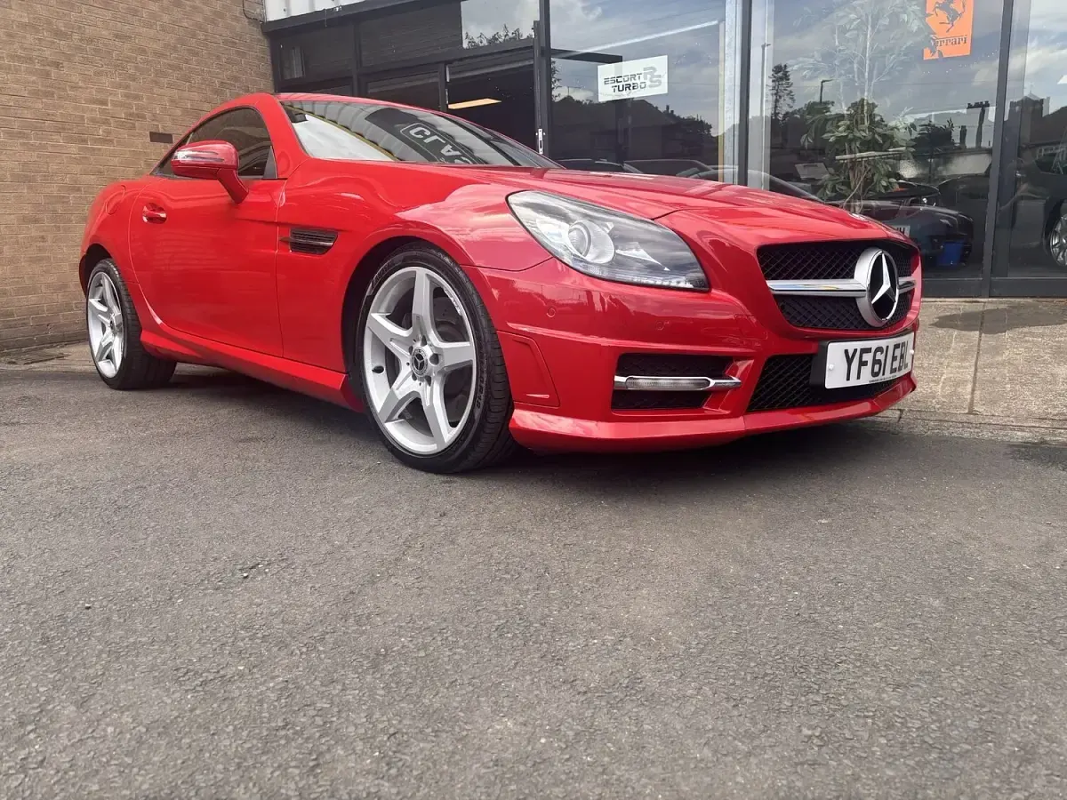 Used Mercedes SLK250 AMG 204 HP (150 kW) 2012 Red Cabriolet