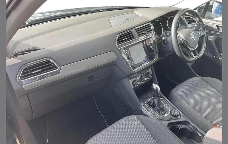 Used VW Tiguan Allspace Match 150 HP (110 kW) 2020 Grey SUV