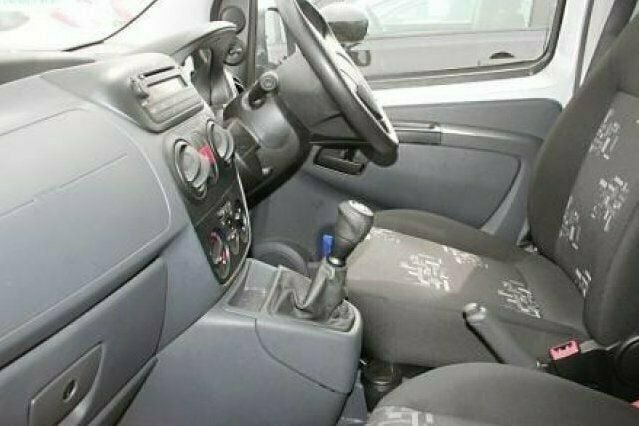 Usado Fiat Qubo Trekking 73 HP (53 kW) 2010 Monovolume
