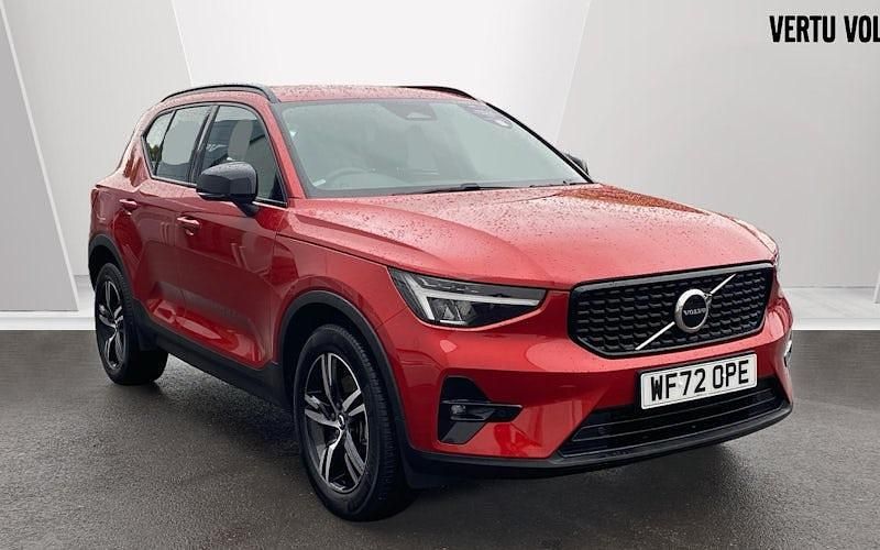 Used 2025 Volvo XC40 Plus SUV | £28,820 (Fair price) - Image 1/4