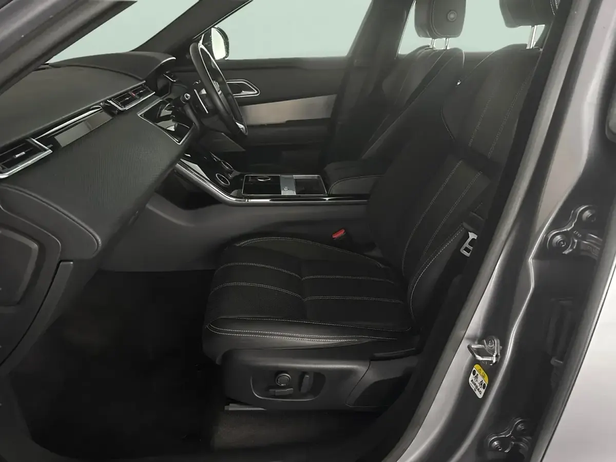 Second-hand Land Rover Range Rover Velar SE Dynamic 250 CP (183 kW) 2020 Gri SUV