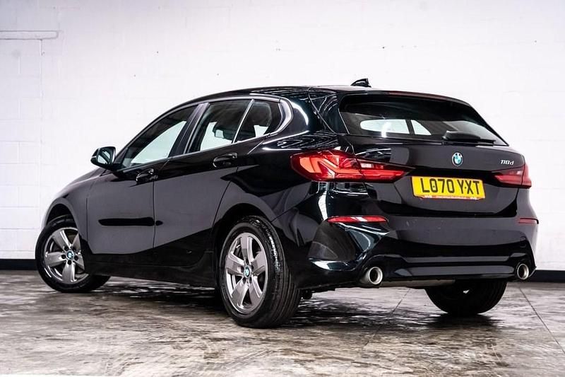 Used BMW 118 Comfort Edition 150 HP (110 kW) 2021 Black Hatchback