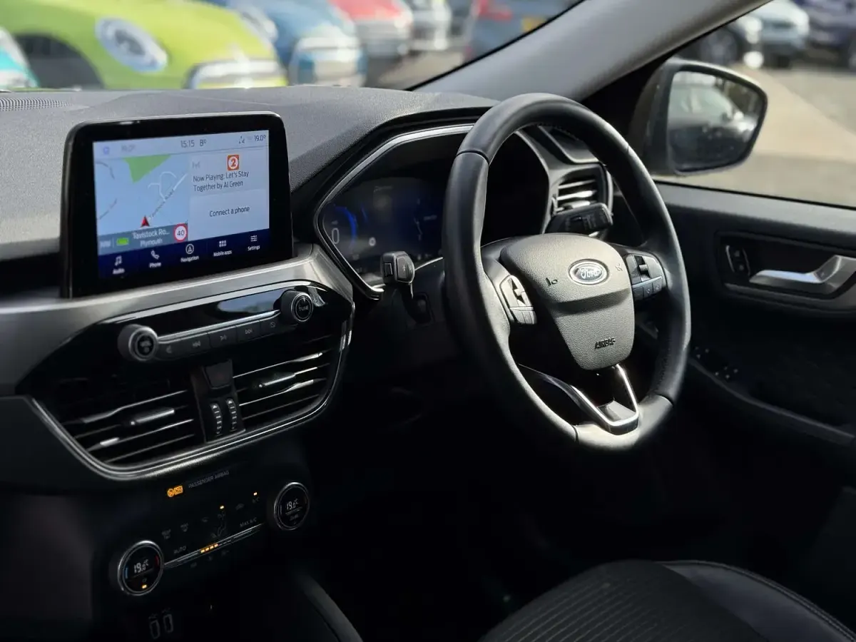 Used Ford Kuga Titanium 190 HP (139 kW) 2021 Silver SUV