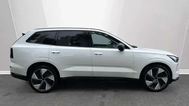 Used Volvo EX90 Ultra 300 kW (408 HP) 2025 White SUV