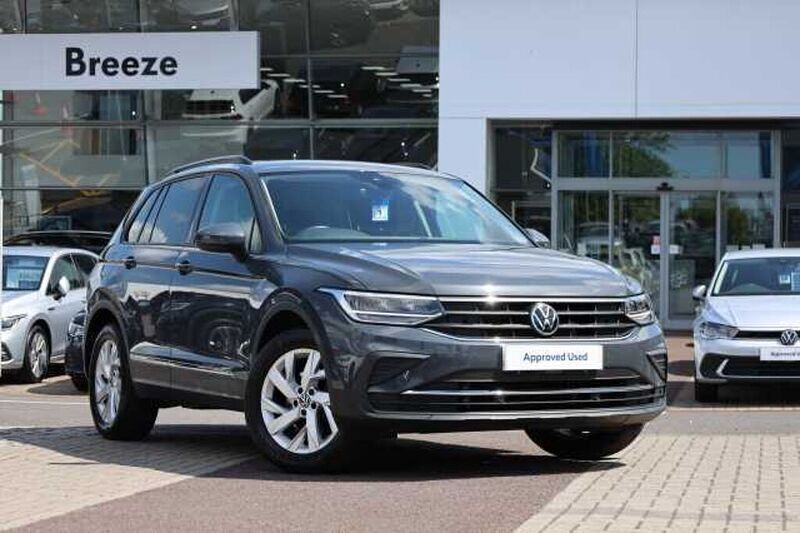Used 2021 VW Tiguan Life SUV | £19,490 (Fair price) - Image 1/4