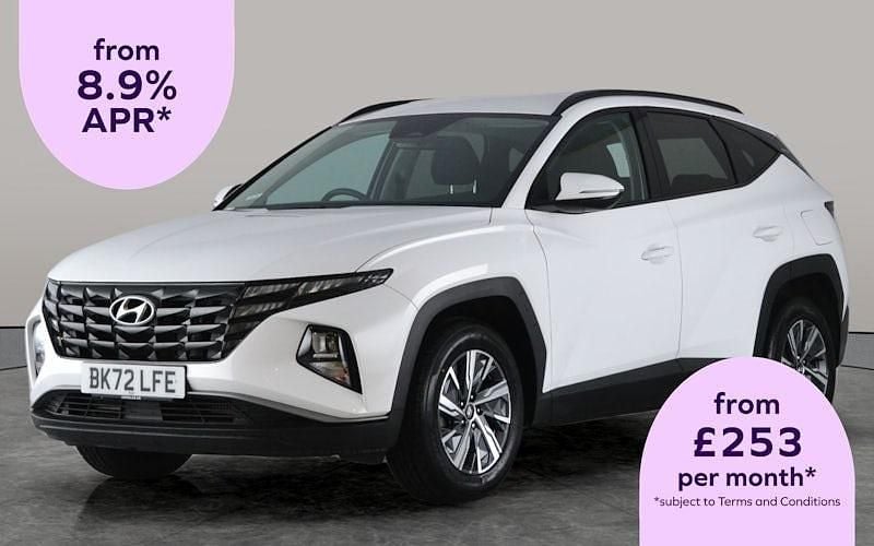 White Used 2022 Hyundai Tucson SE SUV | £18,589 (Super price) - Image 1/2