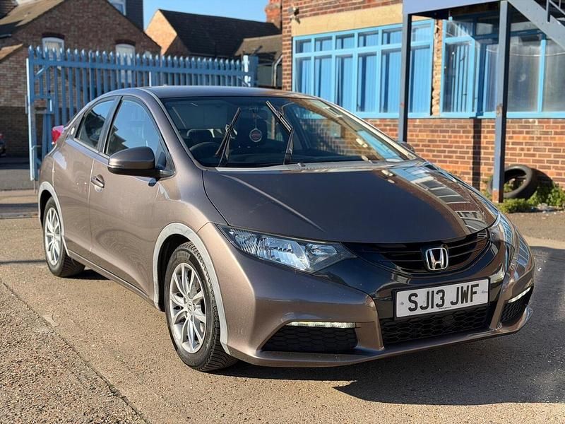 Używany Honda Civic SE 2013 Brązowy Hatchback