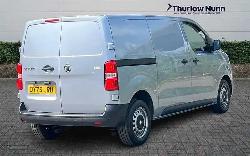 Used Vauxhall Vivaro 120 HP (88 kW) 2026 MPV