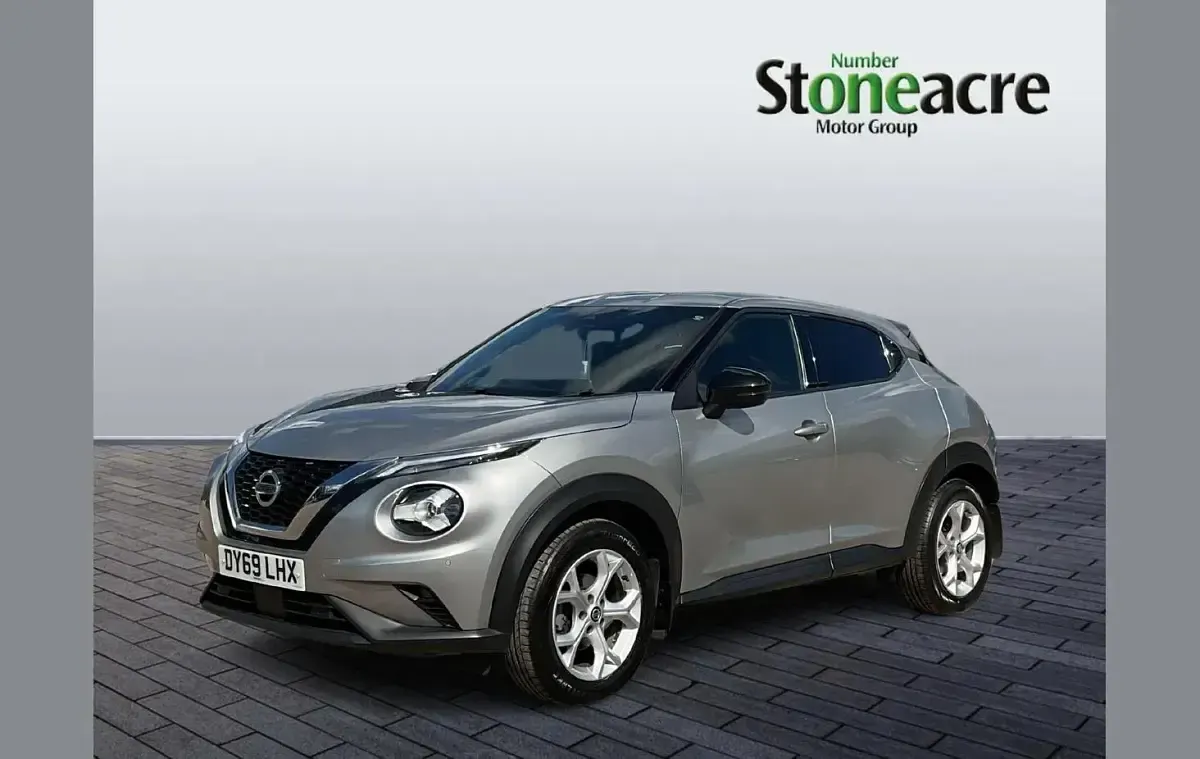 Used Nissan Juke N-Connecta 117 HP (86 kW) 2020 Silver SUV