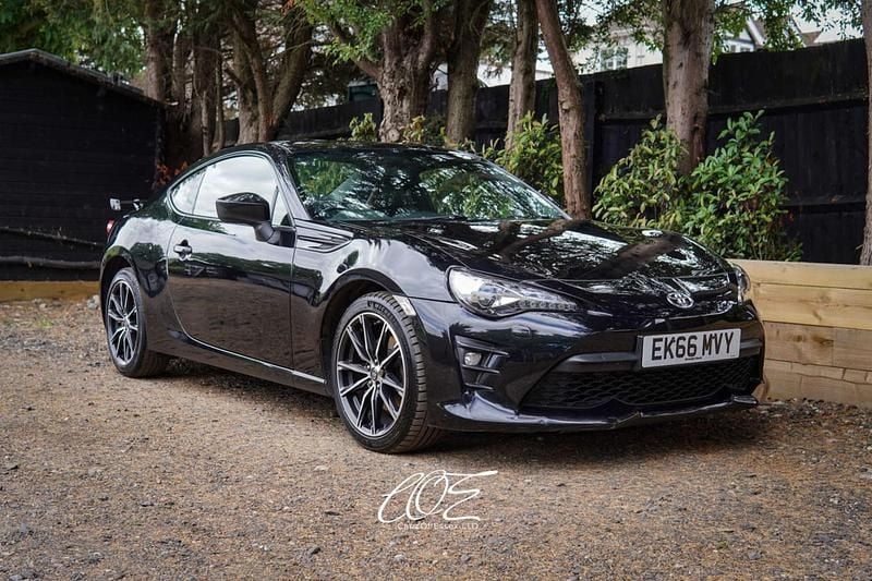 Black Used 2016 Toyota GT86 GT Coupe | £15,695 (Fair price) - Image 1/3