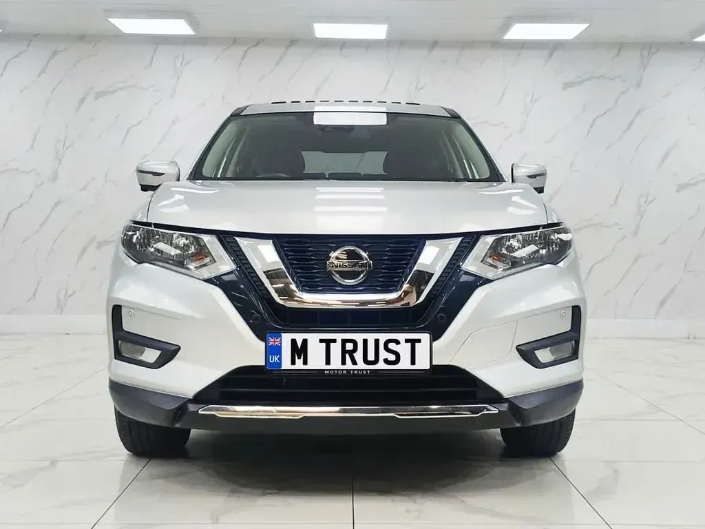Used Nissan X-Trail Acenta Premium 160 HP (117 kW) 2020 Silver SUV