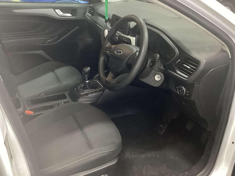 Used Ford Focus Style 95 HP (69 kW) 2019 White Estate