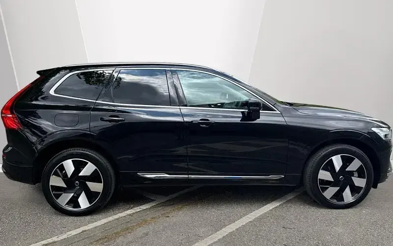 Usado Volvo XC60 Ultra 455 HP (334 kW) 2024 Preto SUV