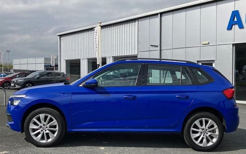 Usado Skoda 110 R SE 110 CV (80 kW) 2022 Azul Utilitario