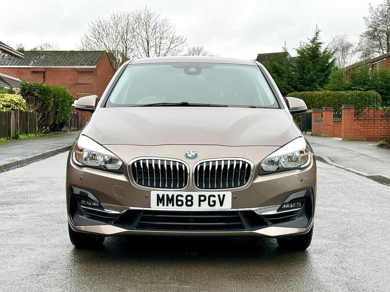 Used BMW 220 Luxury Line 190 HP (139 kW) 2018 Beige Estate