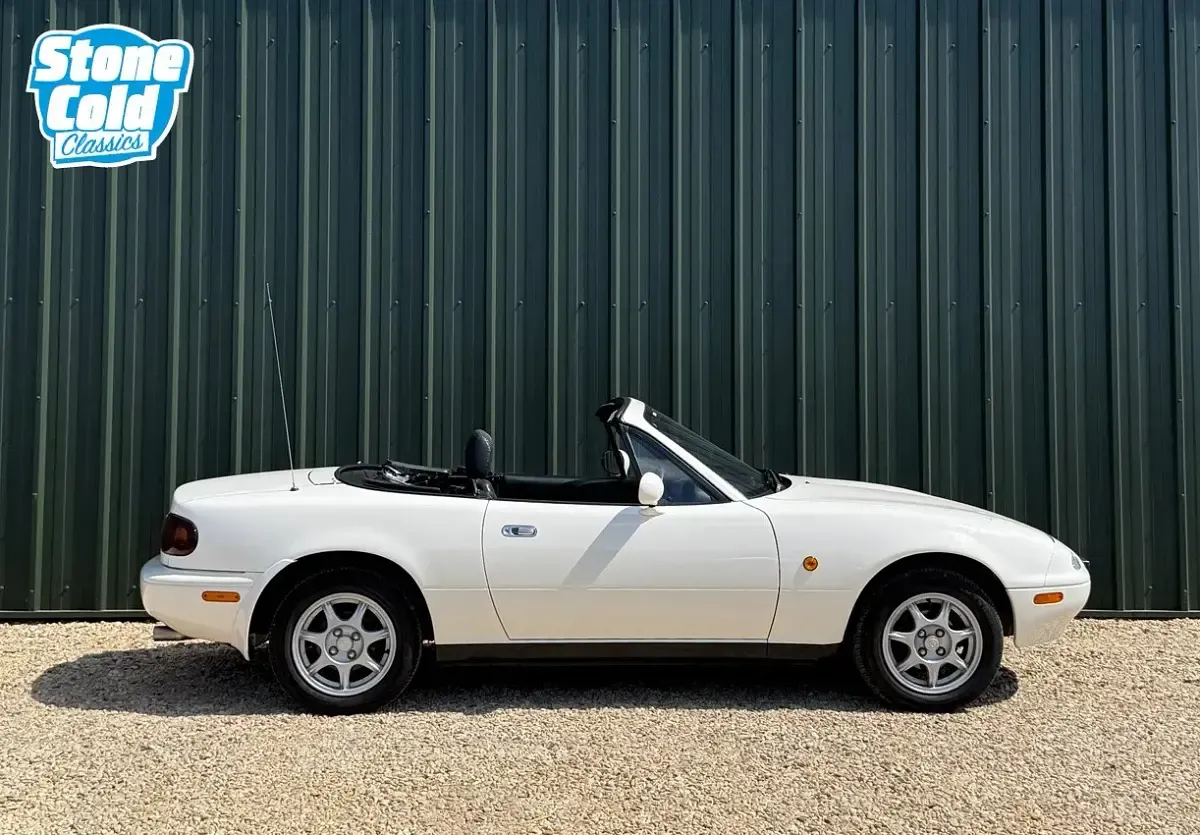 Used Mazda MX5 1998 White Cabriolet