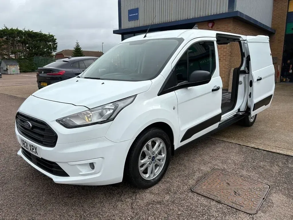 Used Ford Transit Connect Trend 120 HP (88 kW) 2021 White MPV