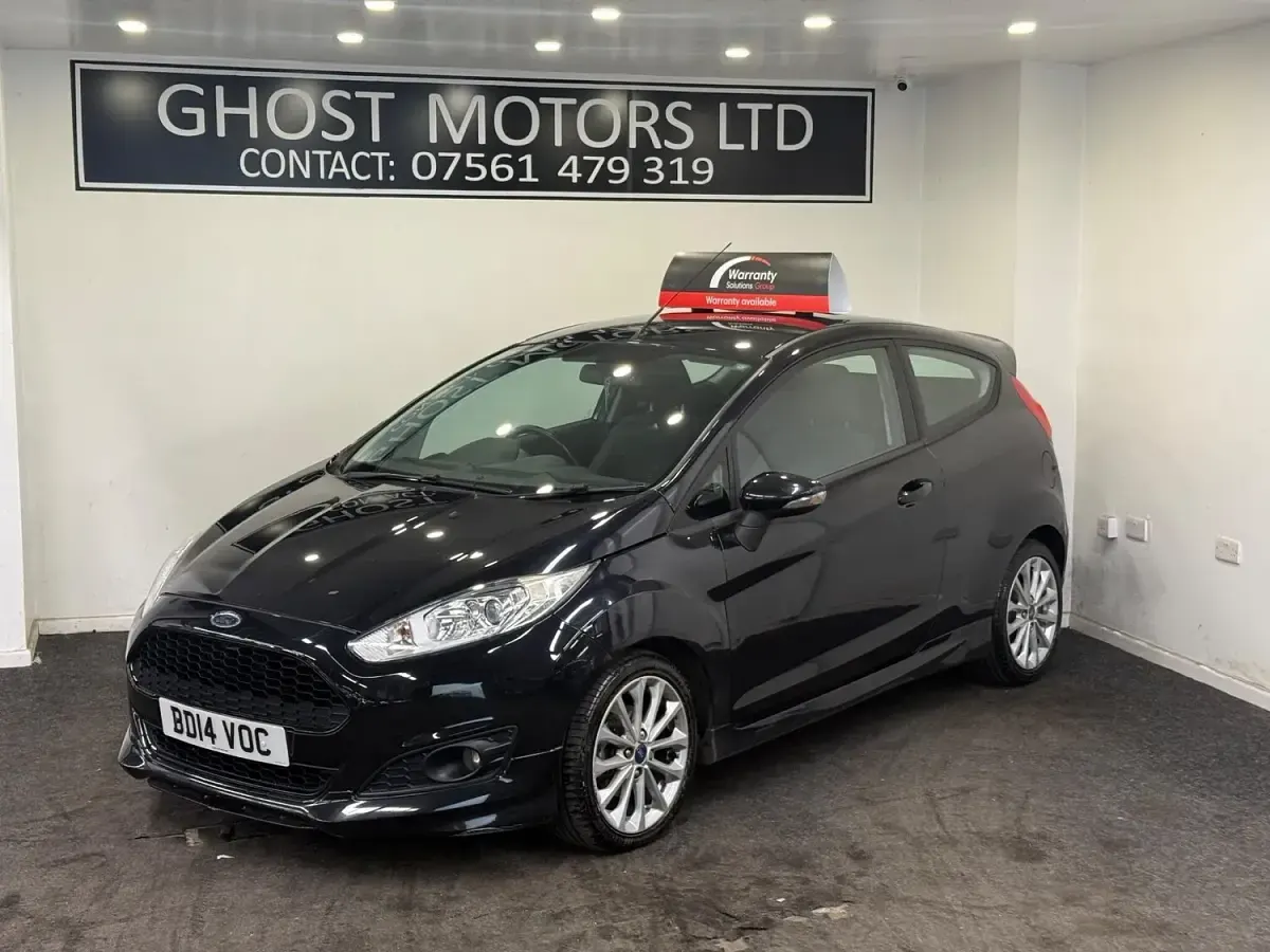 Used Ford Fiesta Zetec 125 HP (91 kW) 2014 Black Hatchback