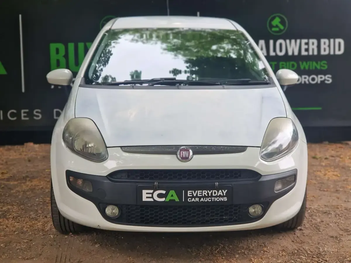 Used Fiat Punto Evo 2011 White Hatchback