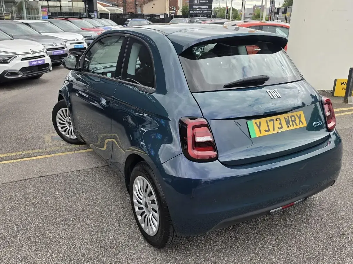Used Fiat 500e Action 69 kW (94 HP) 2023 Green Hatchback