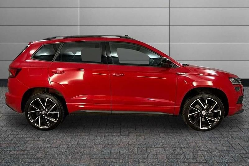 Used Skoda Karoq SportLine 150 HP (110 kW) 2021 Velvet red metallic SUV