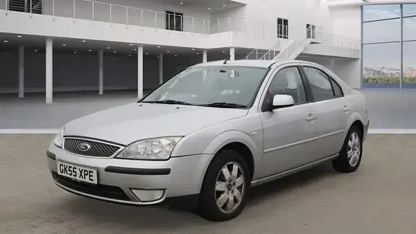 Used Ford Mondeo Zetec 2005 Silver Hatchback