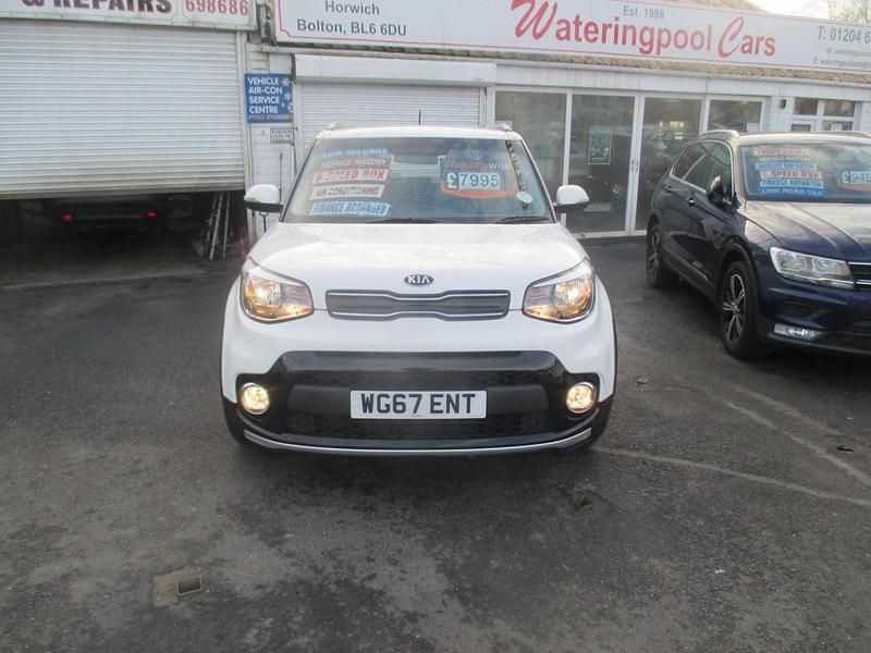 Used Kia Soul 132 HP (97 kW) 2017 White SUV