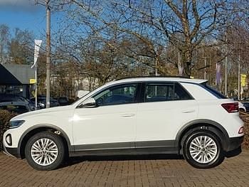 Used VW T-Roc Life 110 HP (80 kW) 2023 White SUV