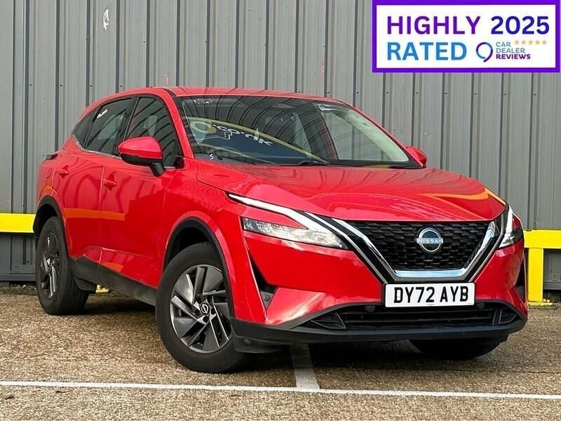 Red Used 2022 Nissan Qashqai Acenta Premium SUV | £14,995 (Good price) - Image 1/4