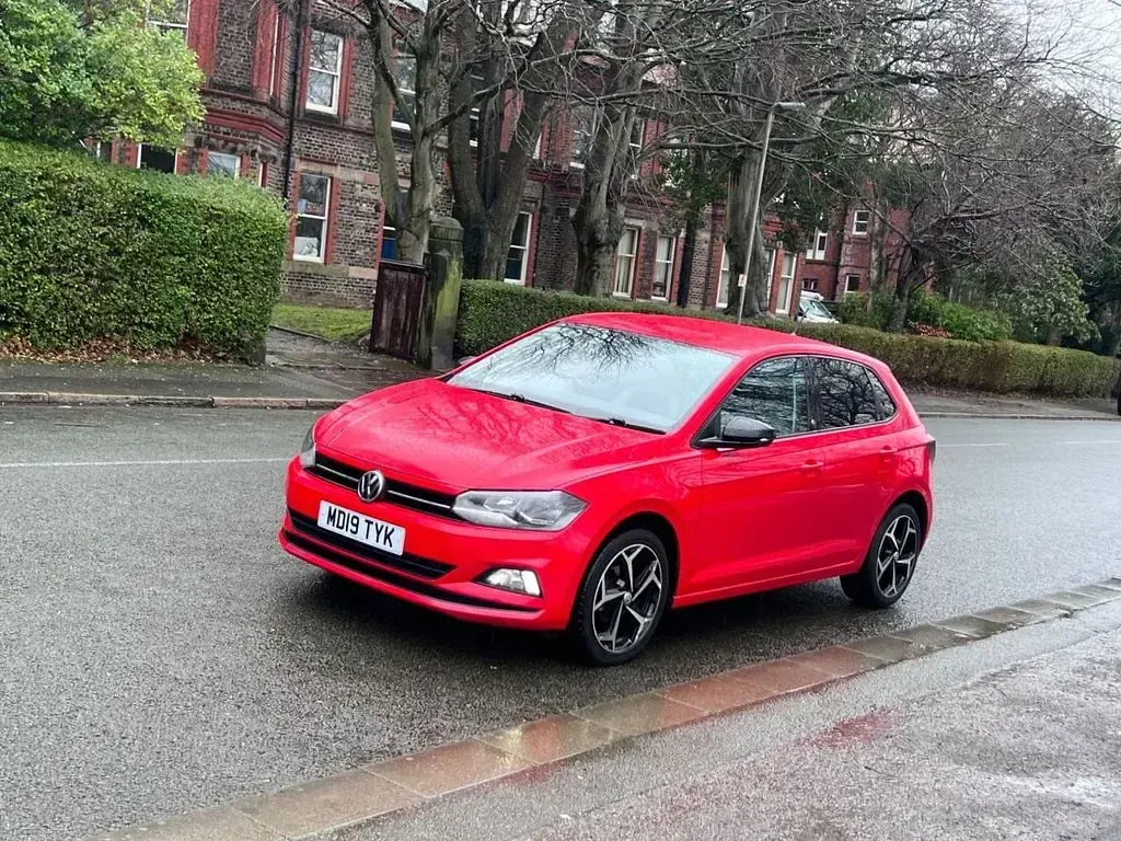 Used VW Polo Beats 65 HP (47 kW) 2019 Red Hatchback