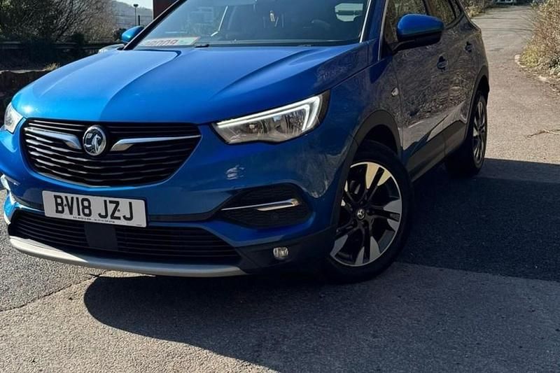 Used Vauxhall Grandland X Sport 130 HP (95 kW) 2018 Blue SUV