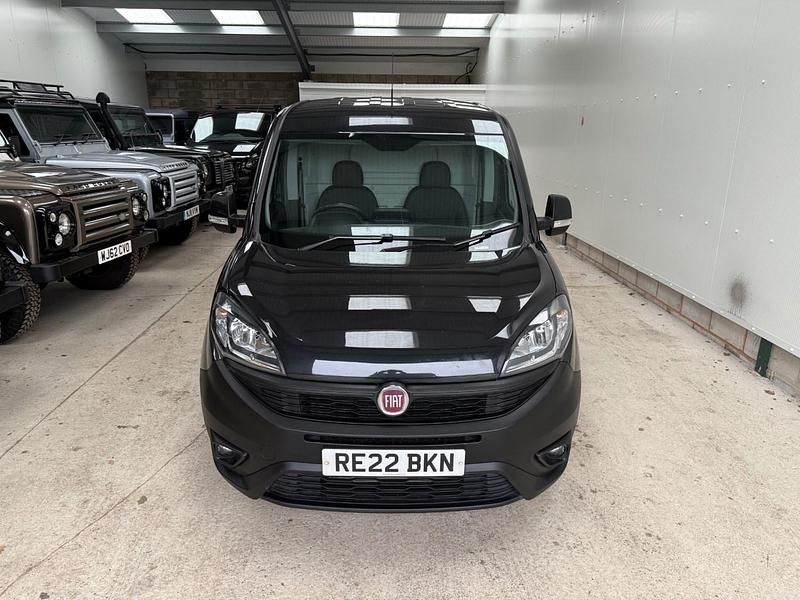 Used Fiat Doblò 2022 Black MPV