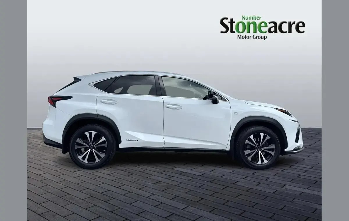 Used Lexus NX300h Sport Line 194 HP (142 kW) 2021 White SUV