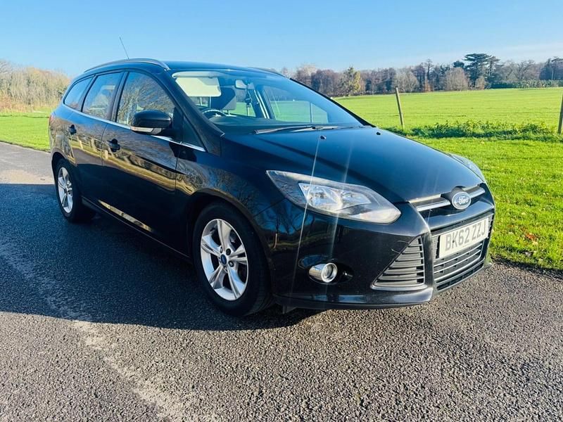 Black Used 2012 Ford Focus Zetec Estate | £3,190 (Super price) - Image 1/4