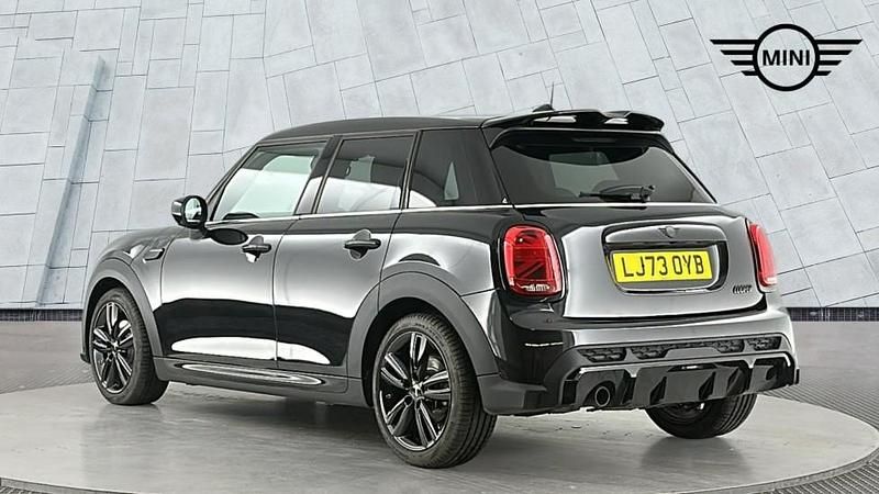 Used Mini Cooper Hatch 134 HP (98 kW) 2024 Black Hatchback