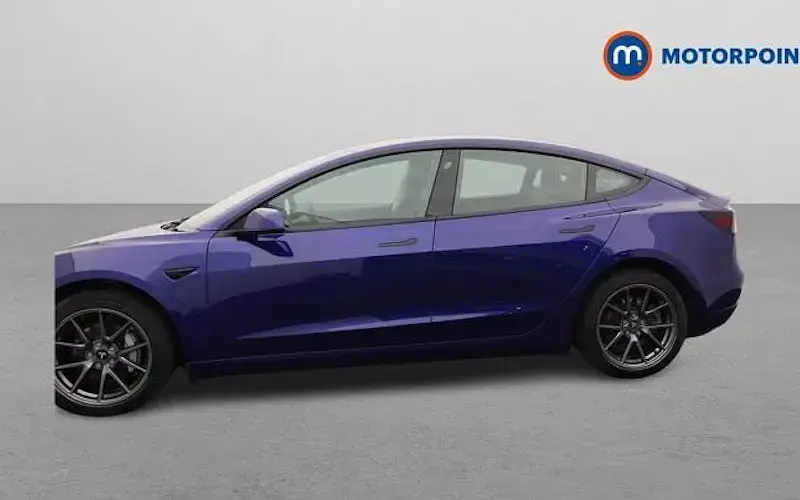 Used Tesla Model 3 Standard Range 180 kW (245 HP) 2021 Blue Sedan