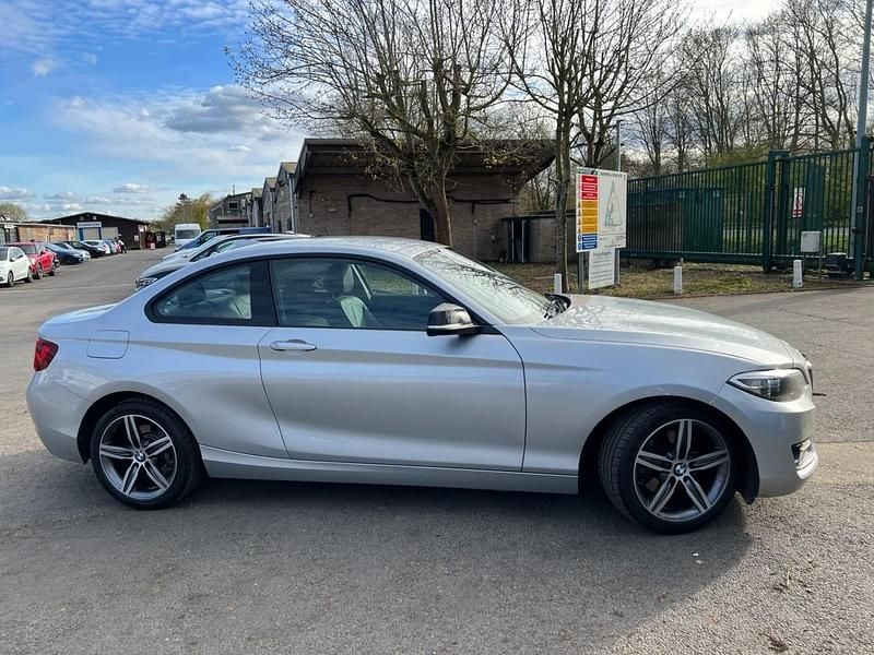 Used BMW 220 Sport Line 2016 Silver Coupe