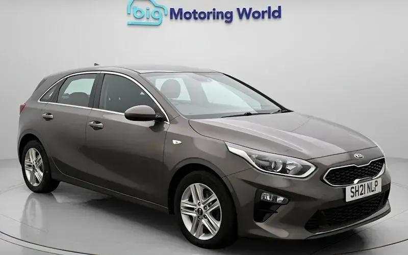 Used Kia Ceed 120 HP (88 kW) 2021 Hatchback
