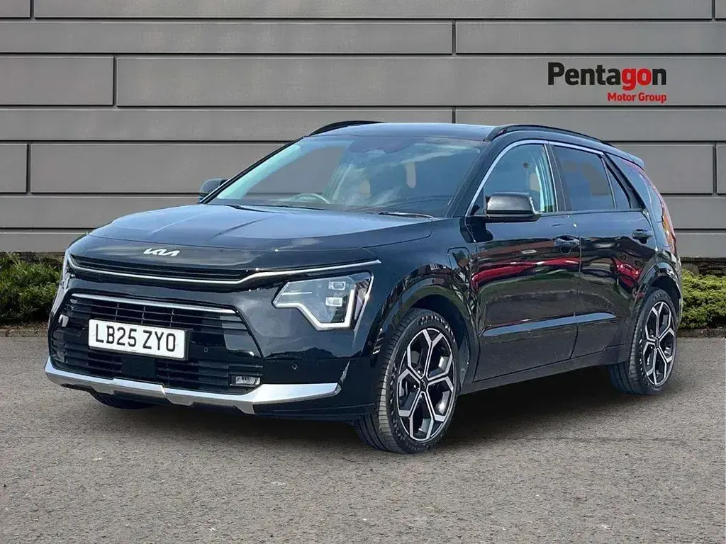 Used Kia Niro 168 HP (123 kW) 2025 Black SUV