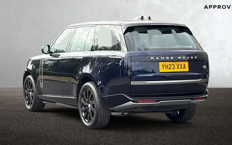Used Land Rover Range Rover SE 349 HP (256 kW) 2026 SUV