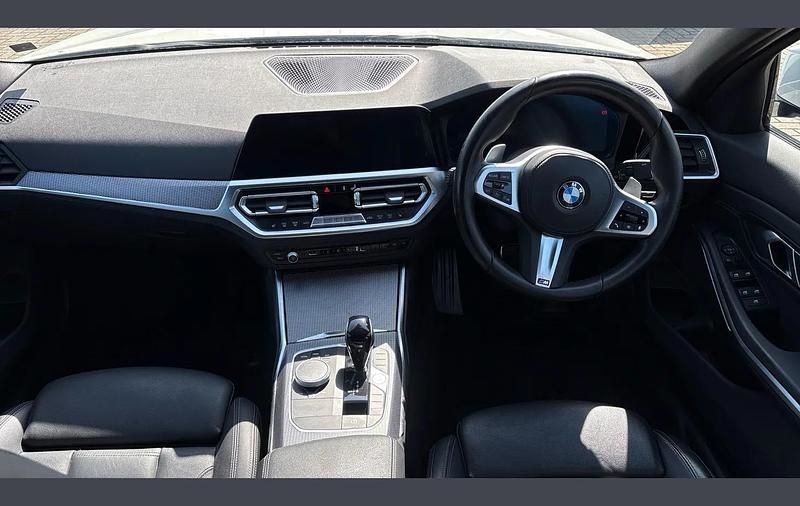 Used BMW 320 M Sport 181 HP (133 kW) 2022 White Sedan