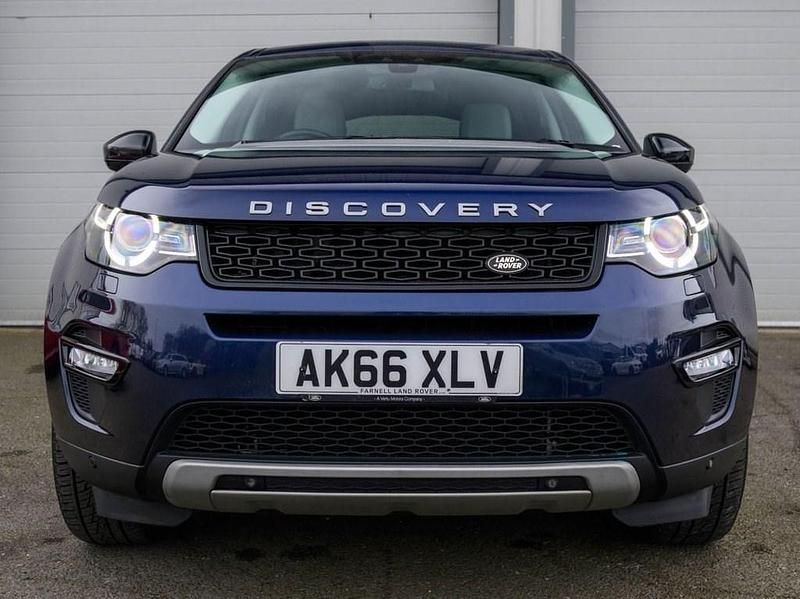 Used Land Rover Discovery Sport HSE 180 HP (132 kW) 2016 Blue SUV