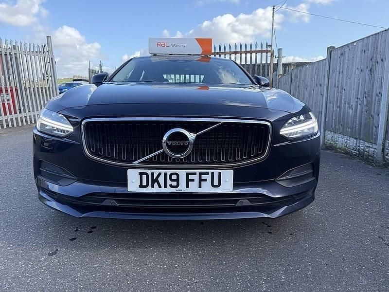 Used Volvo S90 Momentum 190 HP (139 kW) 2019 Blue Sedan