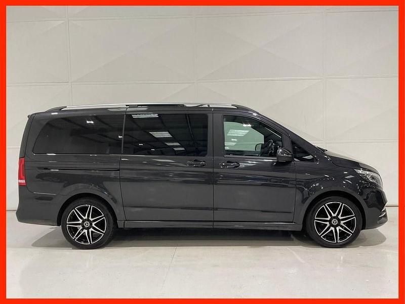 Used Mercedes V300 AMG line 237 HP (174 kW) 2022 Grey MPV